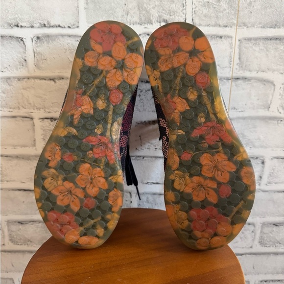 Women’s NOBULL project navy blue cherry blossom trainer sneakers Size 9.5 - Picture 6 of 7